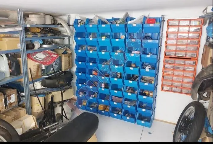 E-shop και φυσικό κατάστημα ανταλλακτικών και αξεσουάρ μοτοσυκλετών 