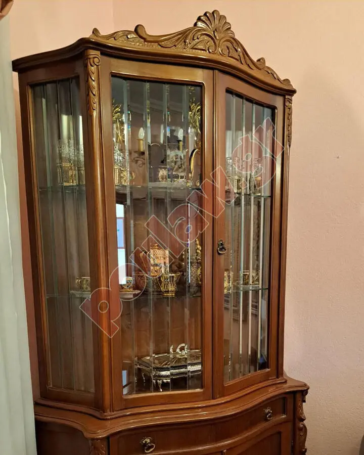 Βιτρίνα κομψή