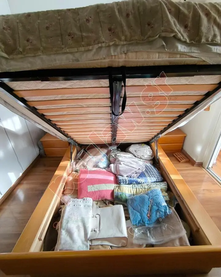 κρεβατοκάμαρα για υπερδιπλο στρώμα 