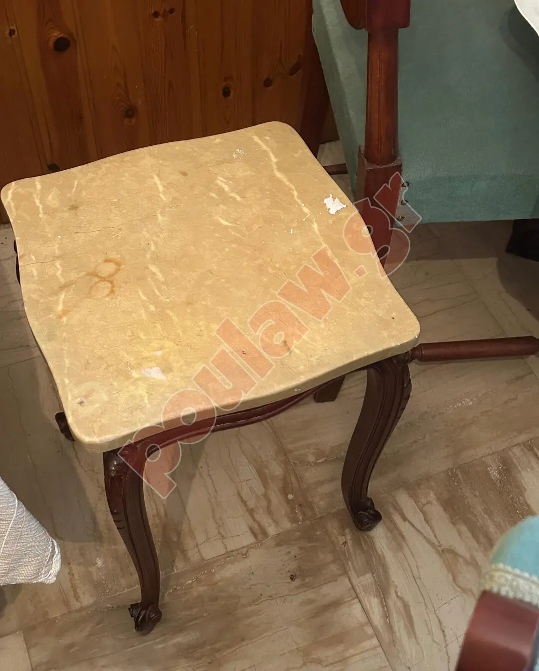 ΚΛΑΣΙΚΟ ΣΑΛΟΝΙ