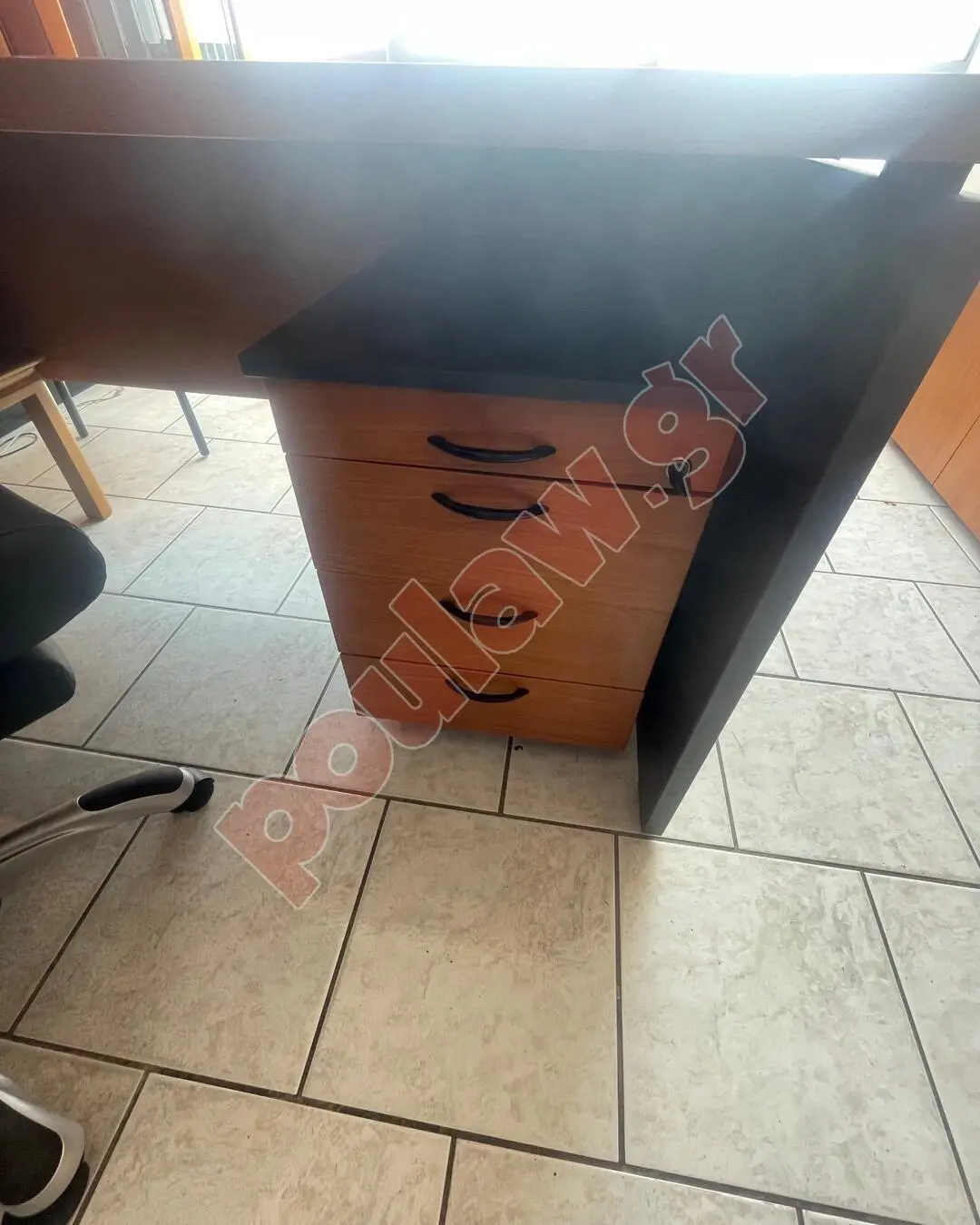 Επιπλα γραφειου Επιπλα γραφειου