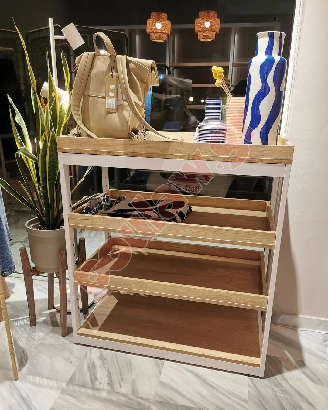 Ραφιέρες σαν καινούργιες, σετ 6 τεμαχίων με κρυφό φωτισμό