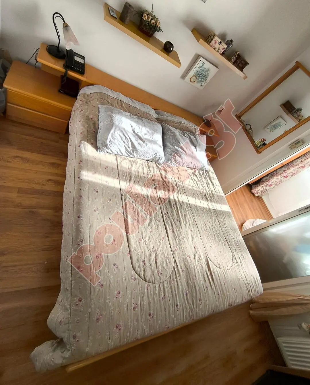 κρεβατοκάμαρα για υπερδιπλο στρώμα 