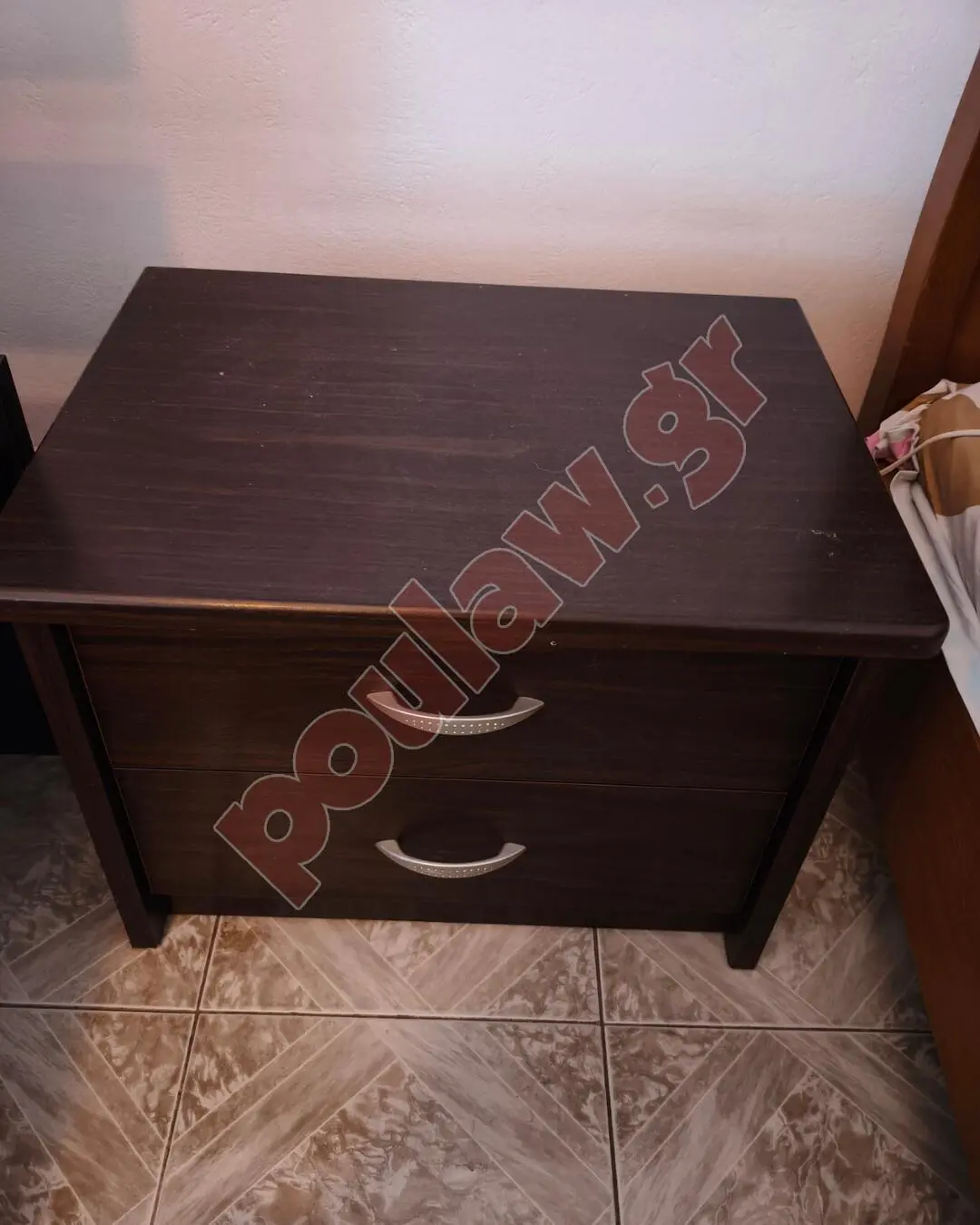 τραπεζι κουζινας κρεβάτι διπλο,συρταριερα,κομοδινο
