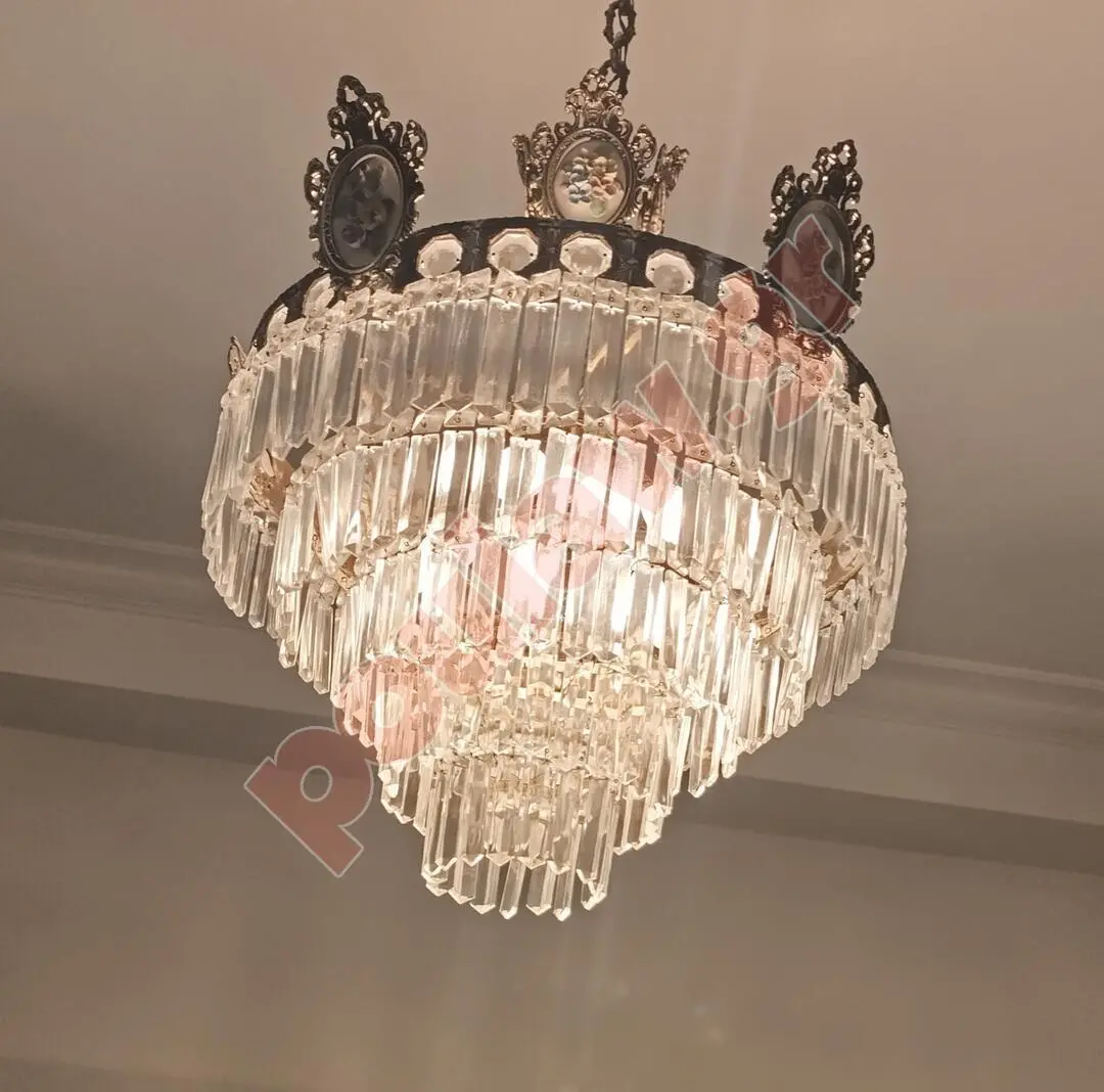 πολυέλαιος 