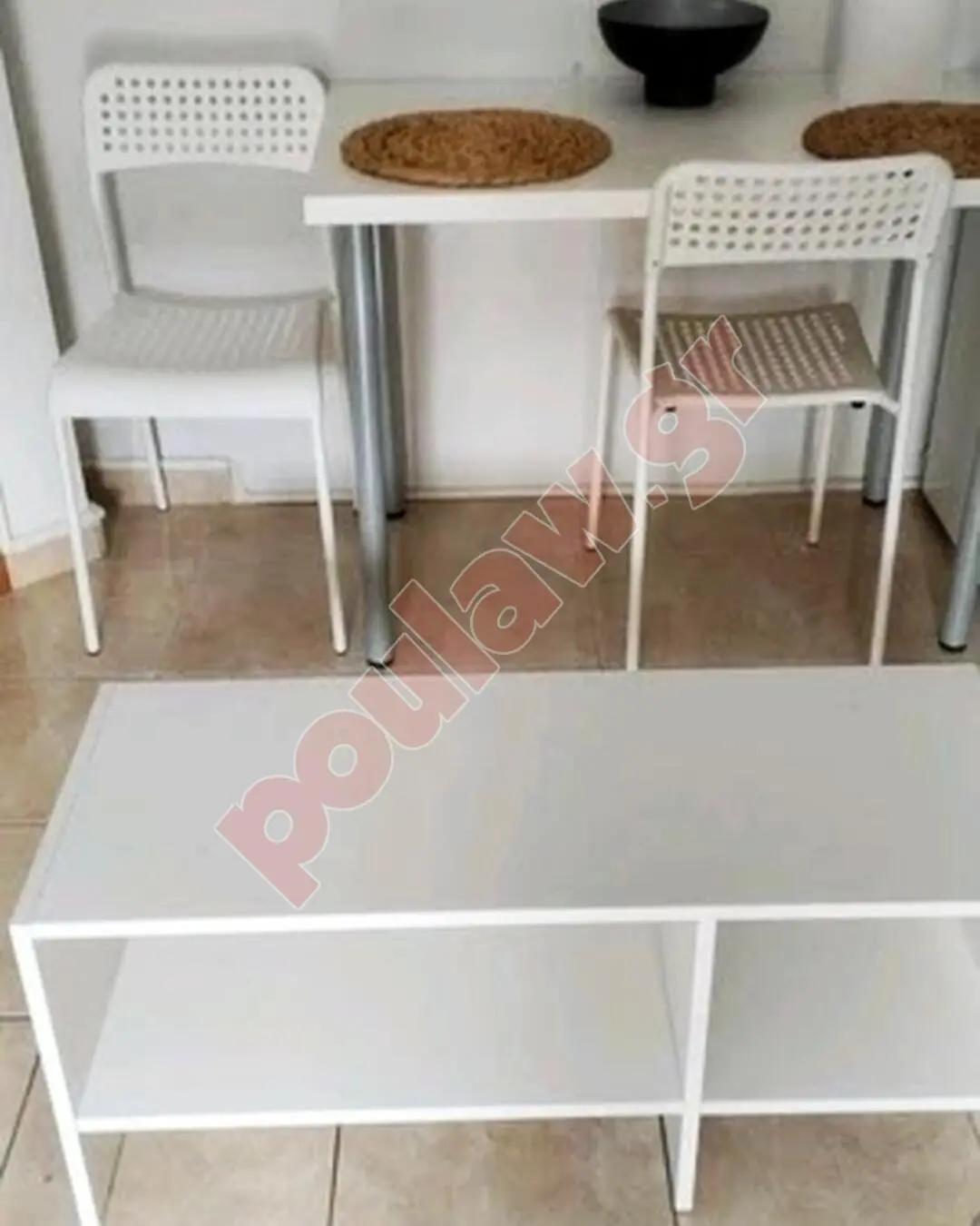 Ολόκληρος εξοπλισμός κατοικίας με έπιπλα και ηλεκτρικές συσκευές. Ολόκληρος εξοπλισμός κατοικίας με έπιπλα και ηλεκτρικές συσκευές.
