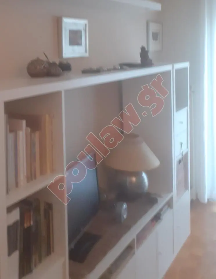 Έπιπλα καθιστικού ΙΚΕΑ: Βιβλιοθήκη, έπιπλο τηλεόρασης, ραφιέρα, ράφια τοίχου