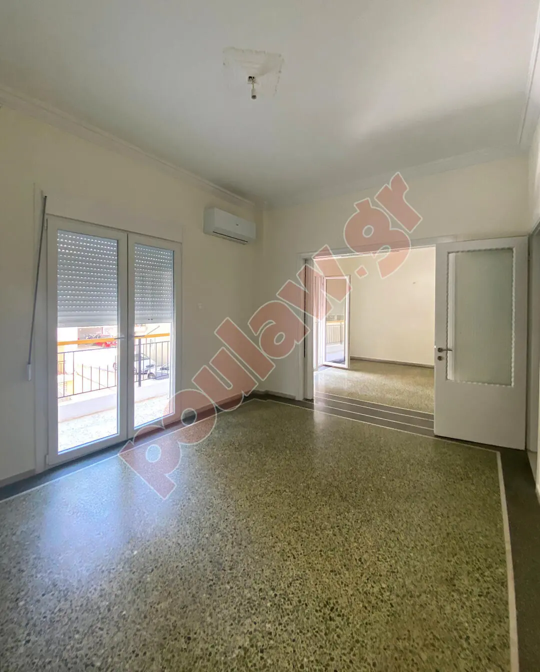 Ενοικιάζεται οροφοδιαμέρισμα στην Πάτρα 