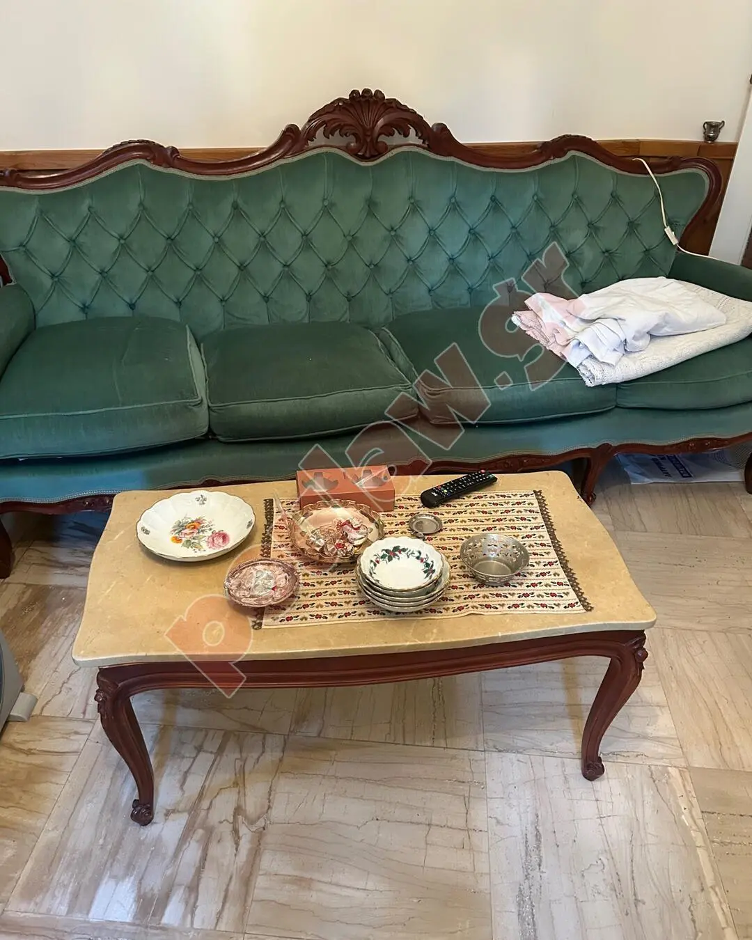 ΚΛΑΣΙΚΟ ΣΑΛΟΝΙ