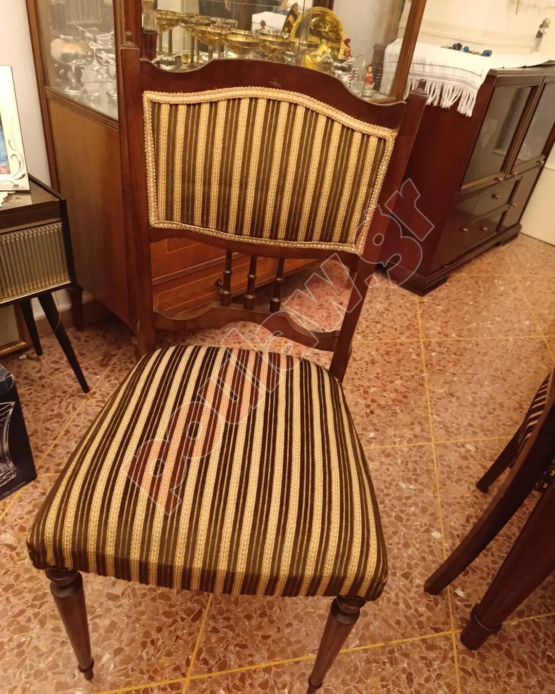 Τραπεζαρία 