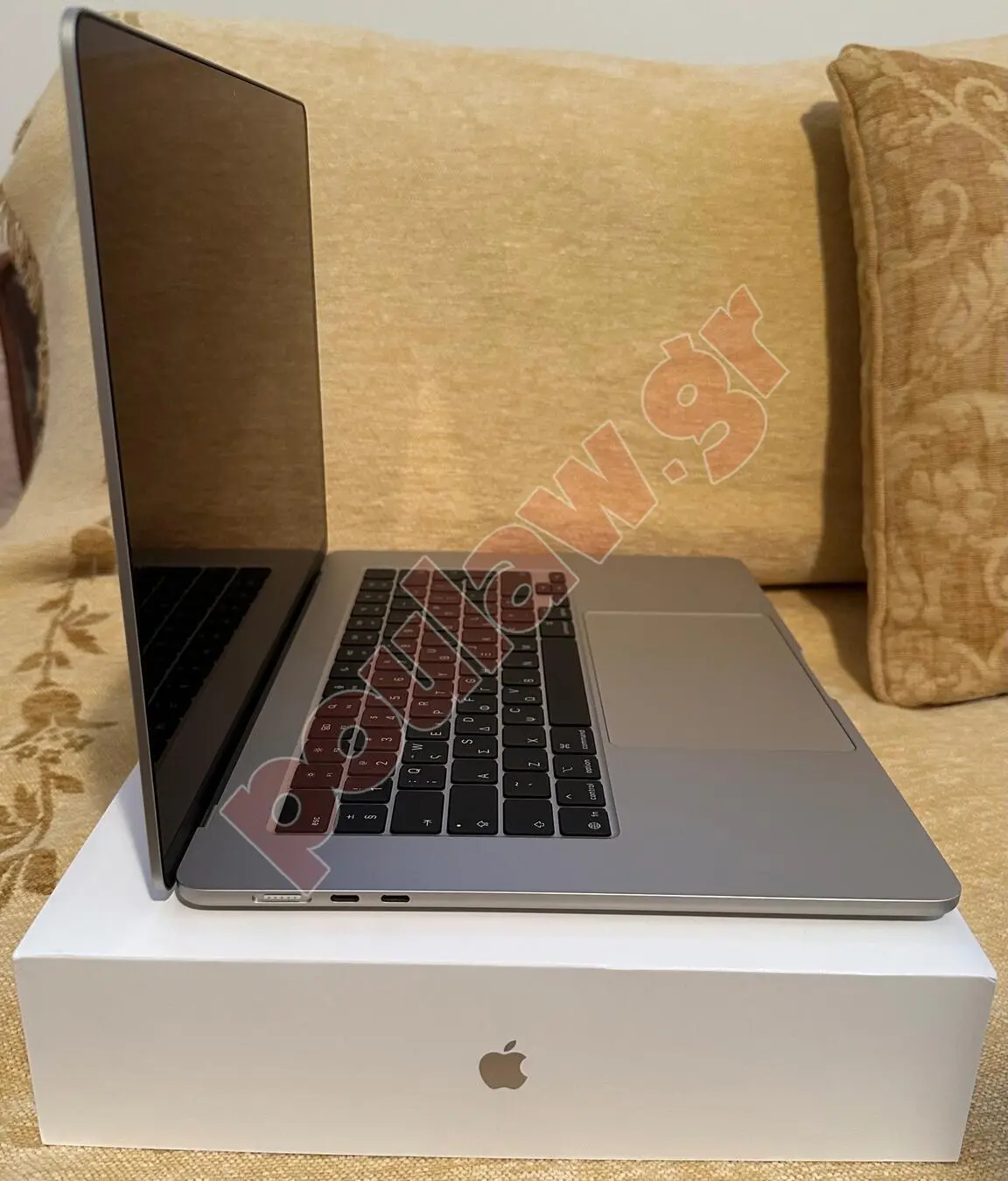 MBAIR 15.3 M4/ 10CG/24GB/512GB STR MC6K4