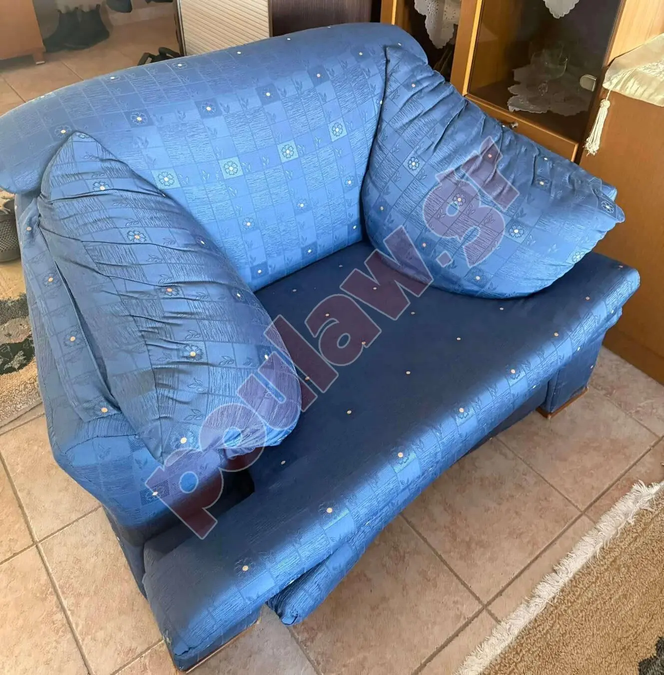 ΕΠΙΠΛΑ ΣΑΛΟΝΙΟΥ 