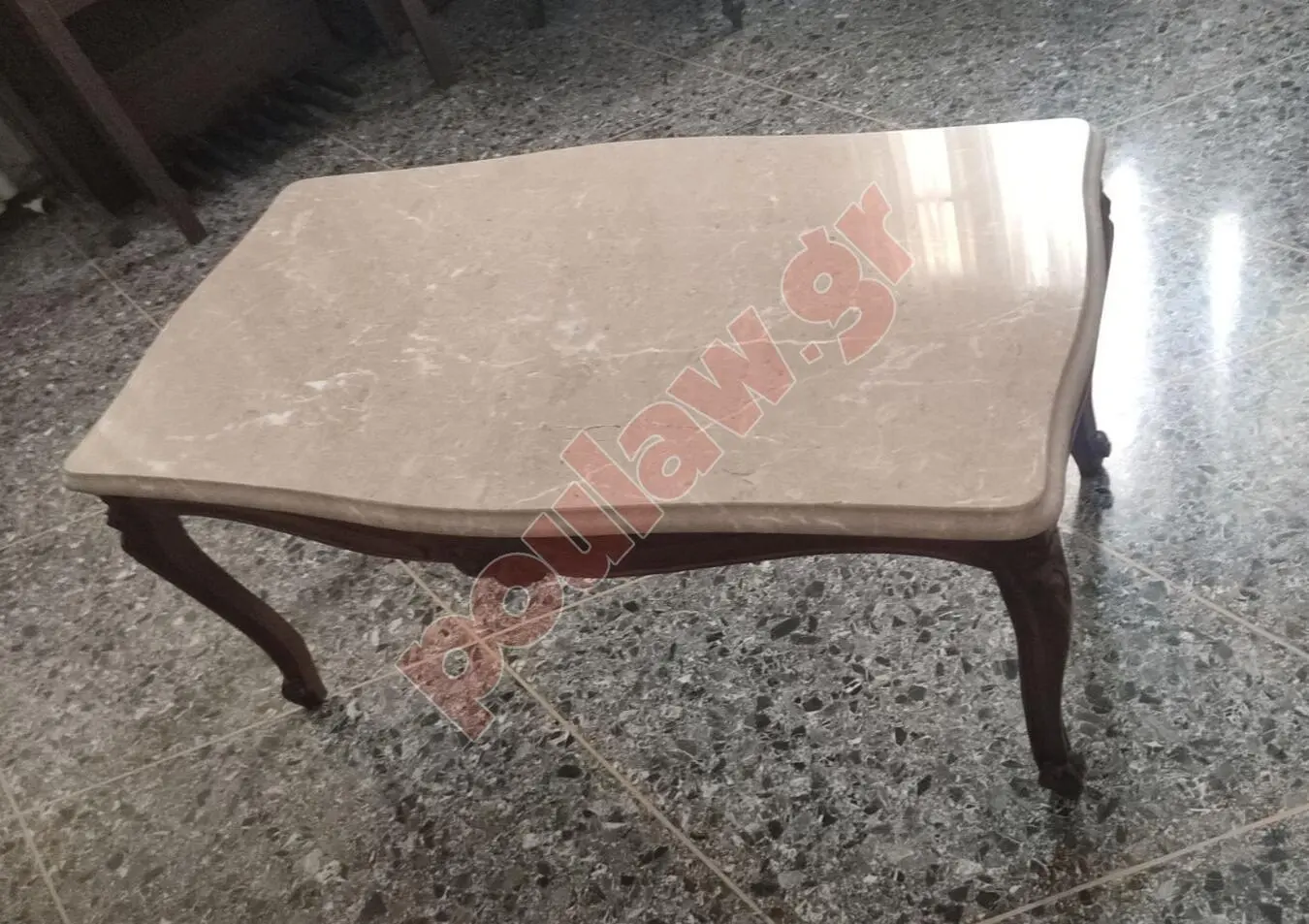 τετραθέσιος καναπές 