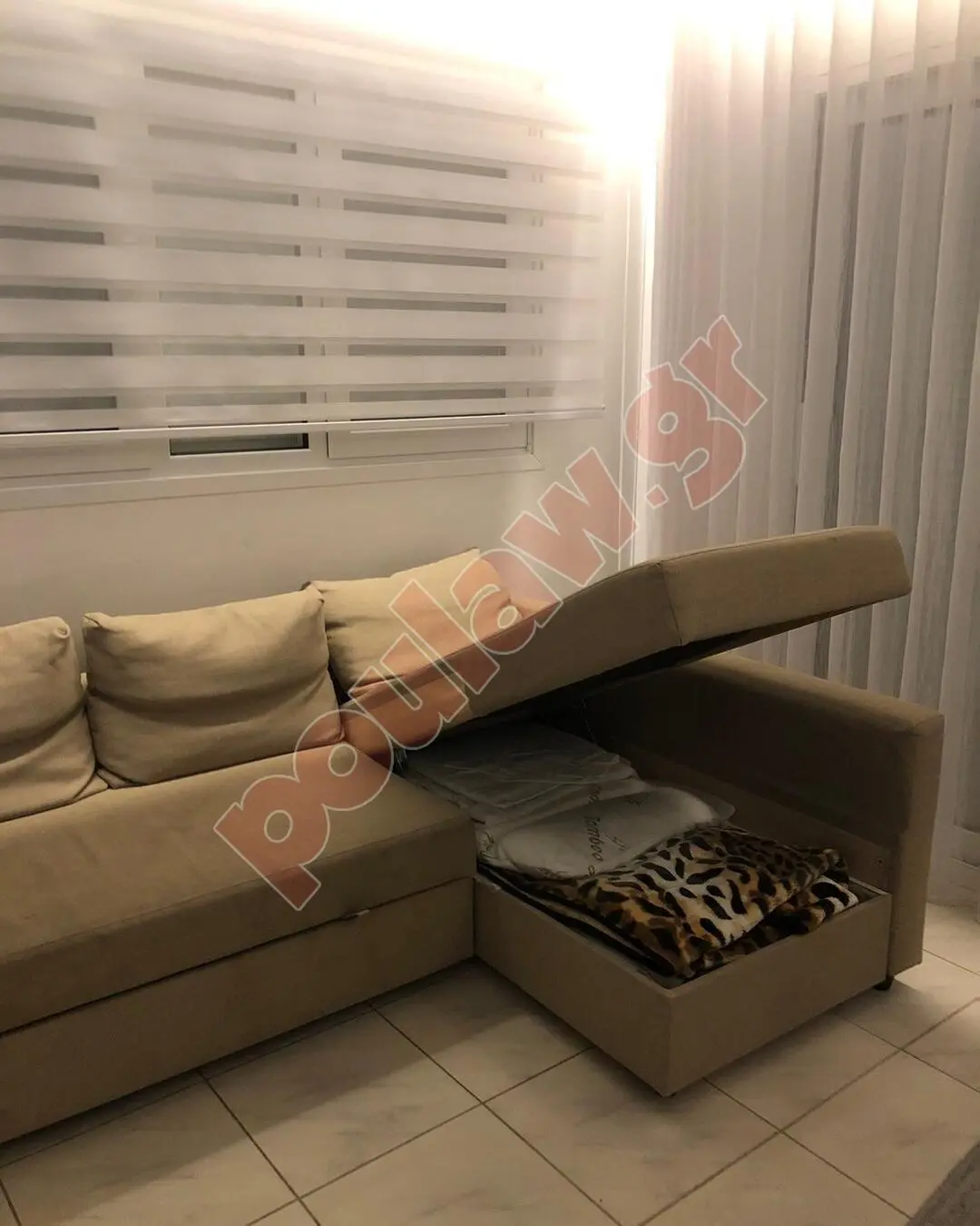 Γωνιακός καναπές-κρεβάτι με αποθήκευση