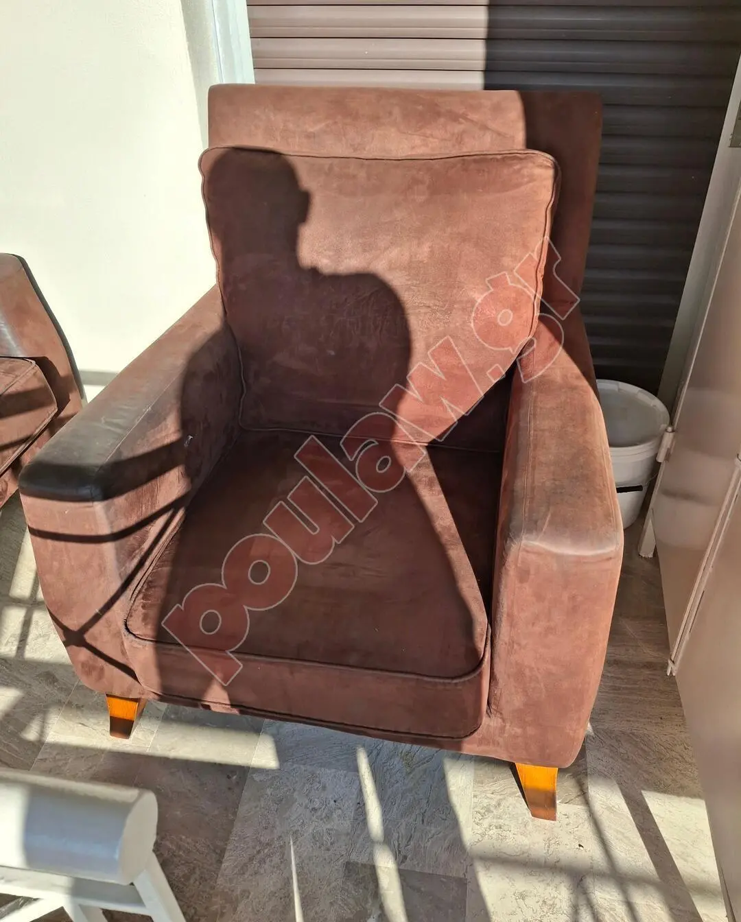 2 πολυθρόνες με 2 σκαμπό 