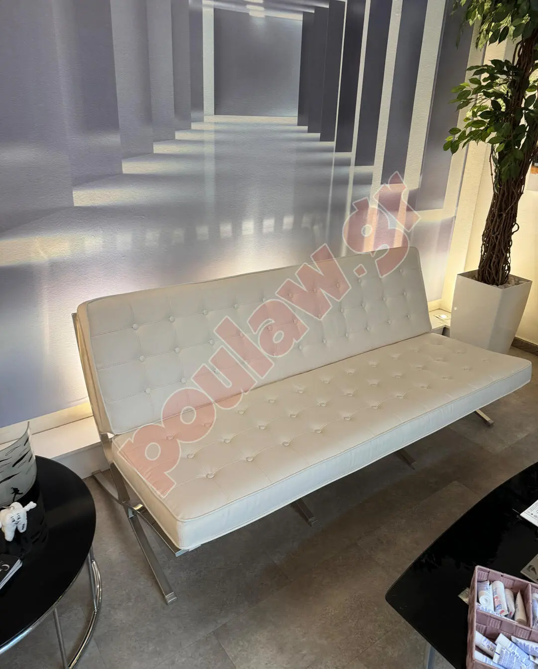 Καναπες τυπου Barcelona Λευκος