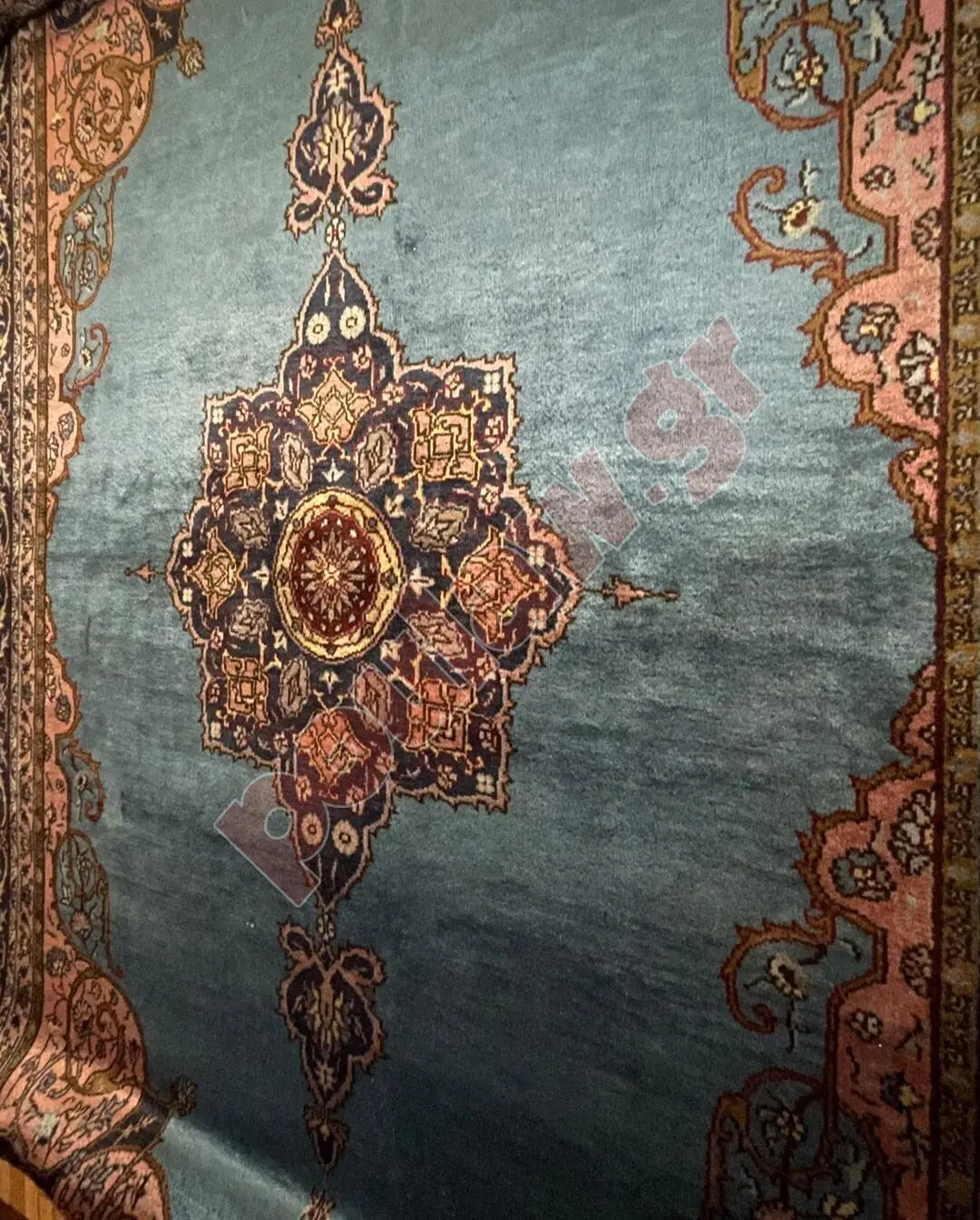 Χειροποίητο χαλί αντίκα Χειροποίητο χαλί αντίκα