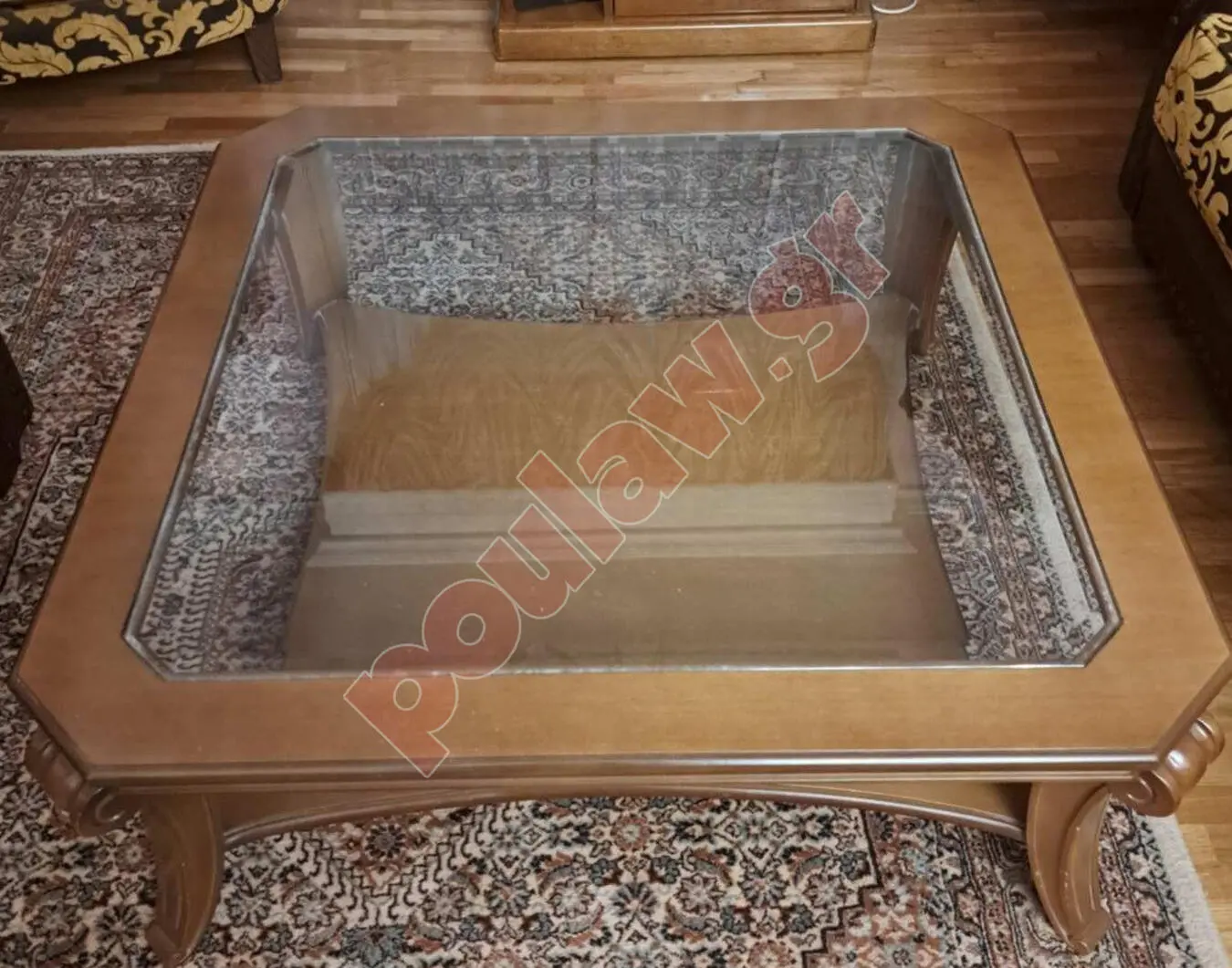 ΔΕΡΜΑΤΙΝΟ ΣΑΛΟΝΙ ΔΕΡΜΑΤΙΝΟ ΣΑΛΟΝΙ