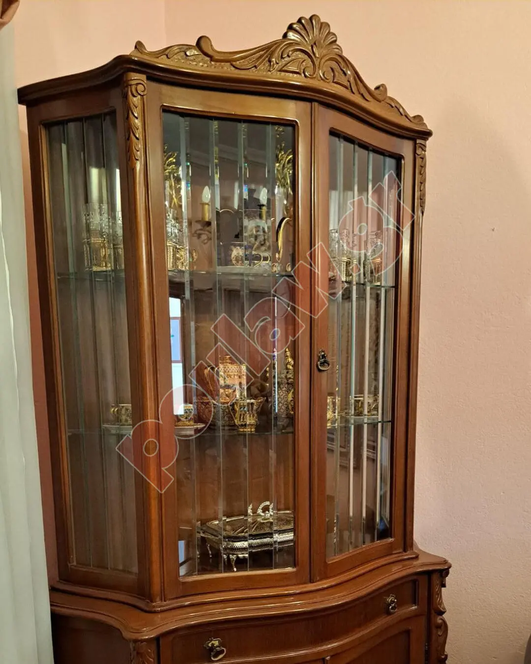 Βιτρίνα κομψή