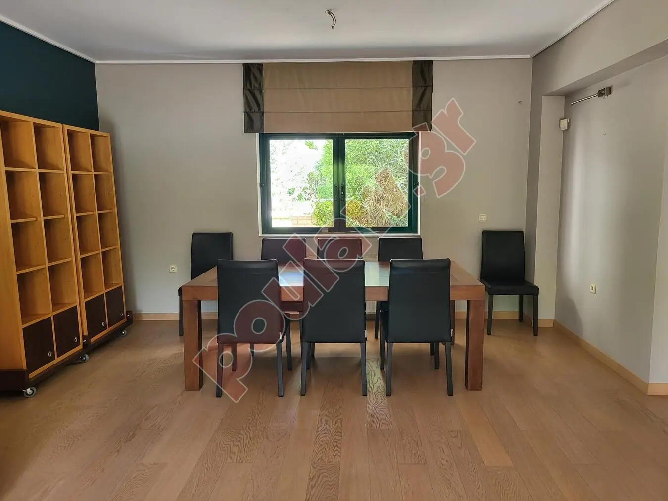 ΤΡΑΠΕΖΑΡΙΑ ΜΕ 8 ΚΑΡΕΚΛΕΣ ΤΡΑΠΕΖΑΡΙΑ ΜΕ 8 ΚΑΡΕΚΛΕΣ