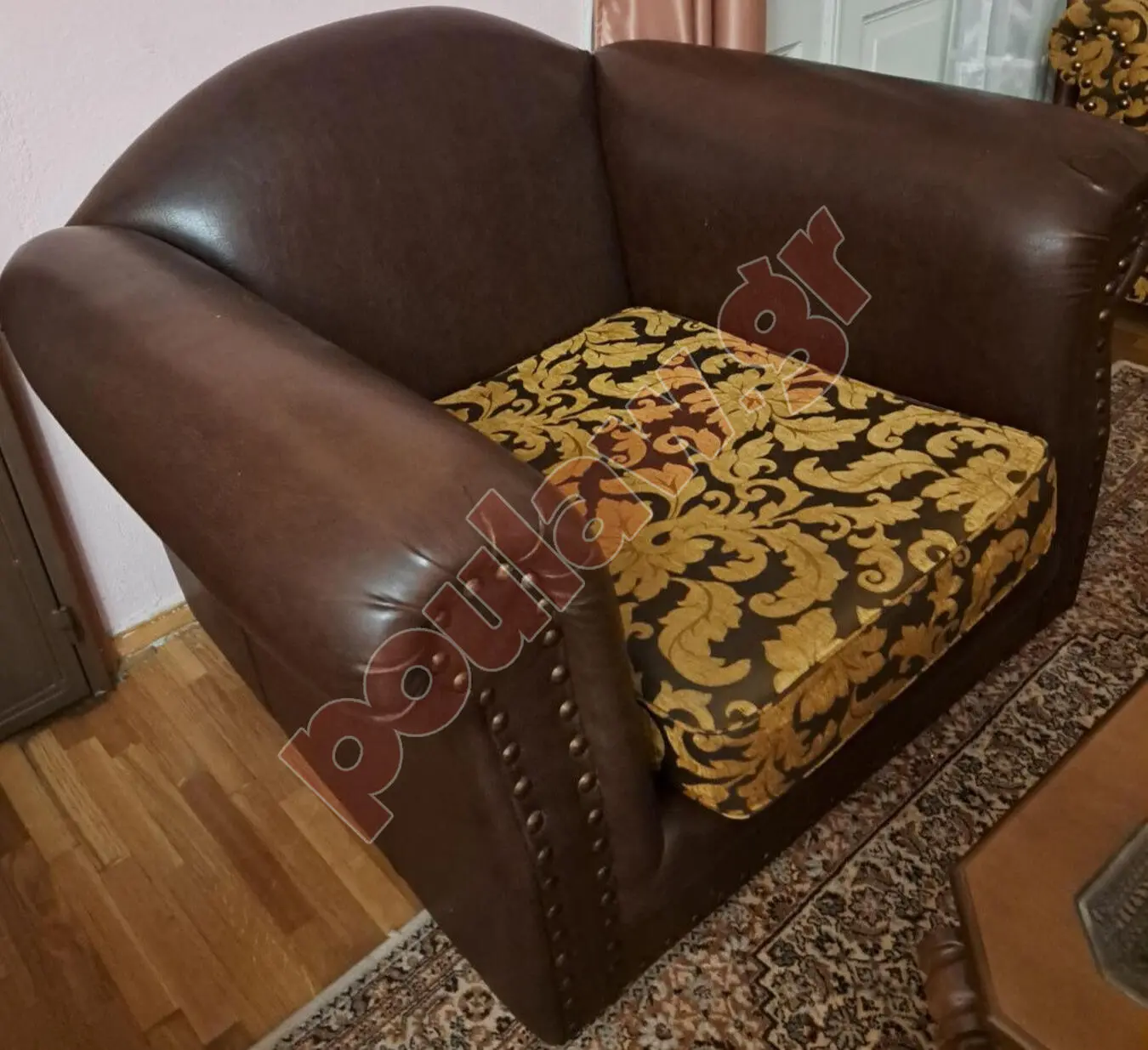 ΔΕΡΜΑΤΙΝΟ ΣΑΛΟΝΙ ΔΕΡΜΑΤΙΝΟ ΣΑΛΟΝΙ