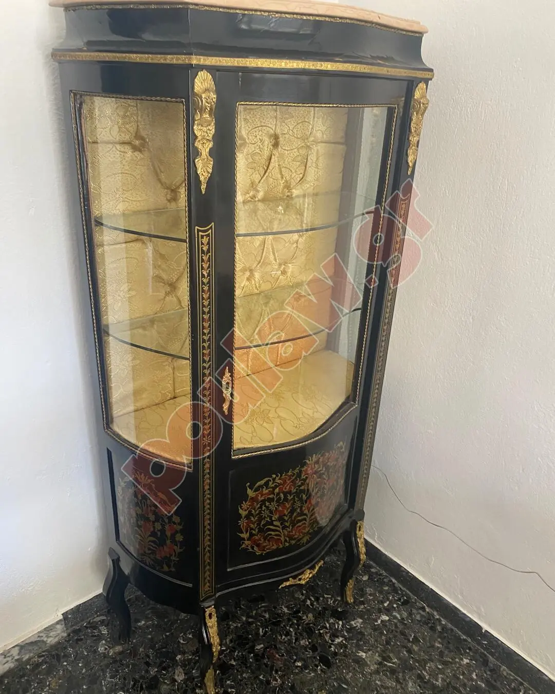 επιπλα αντικες 