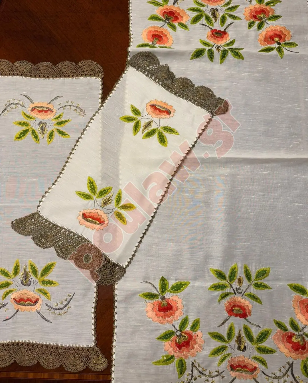 Κεντήματα χειροποίητα