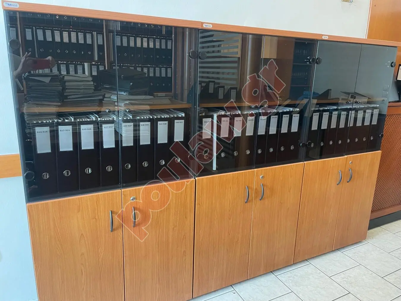 Επιπλα γραφειου Επιπλα γραφειου