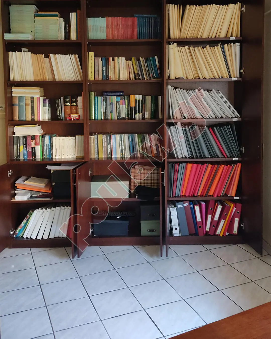 ΒΙΒΛΙΟΘΗΚΗ