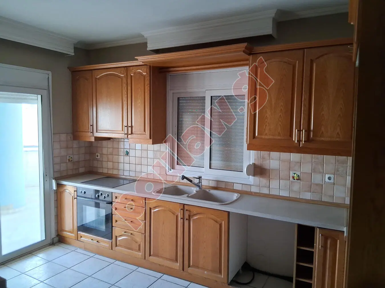 μεταχειρισμενα επιπλα κουζινας